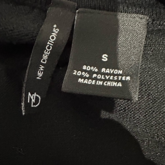 New Directions Black Drape Vest Size Small - Picture 4 of 5